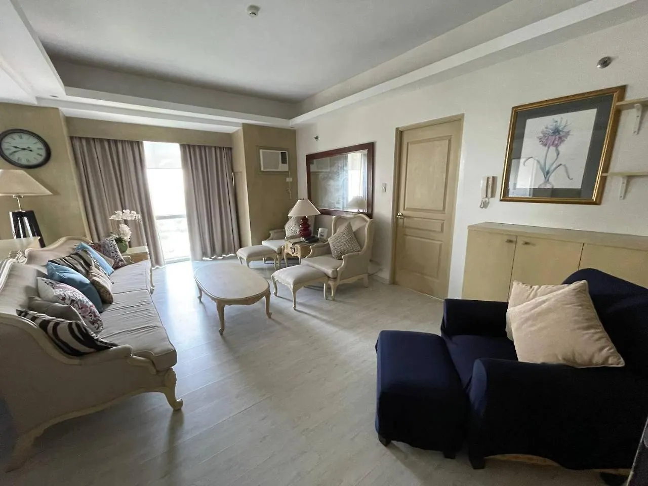 Apartment Avant At The Fort By Urban Realty Manila