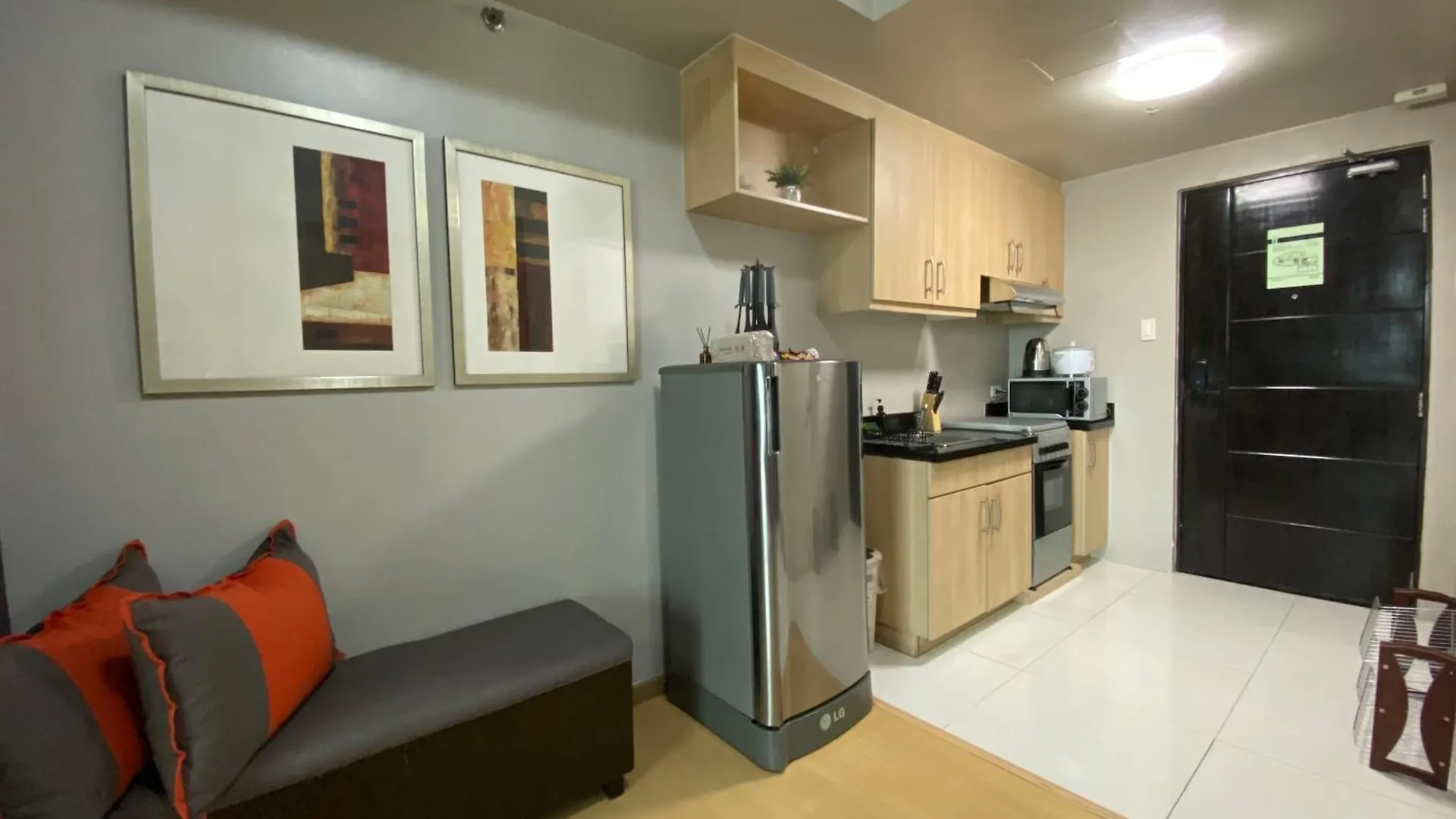 Avant At The Fort By Urban Realty Manila 0*,  Philippines