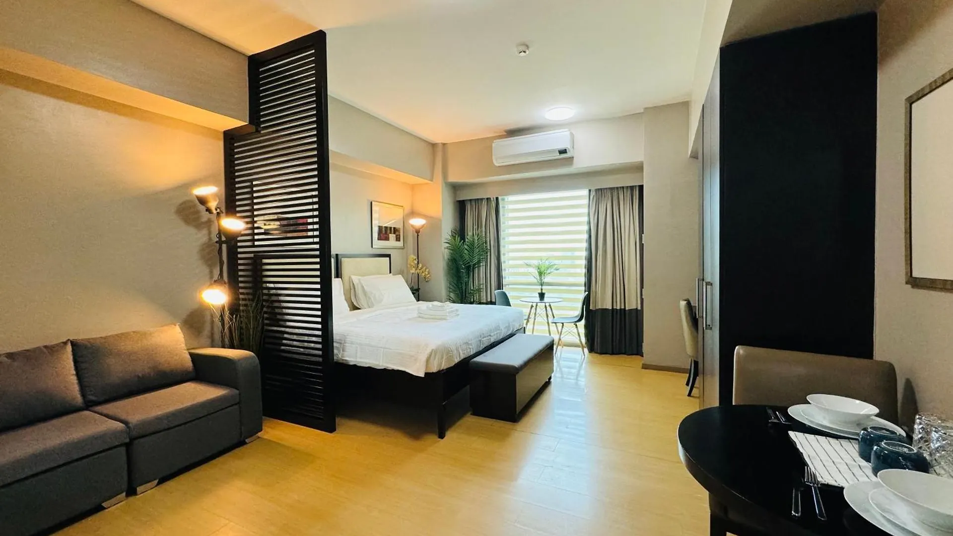 Apartment Avant At The Fort By Urban Realty Manila Philippines