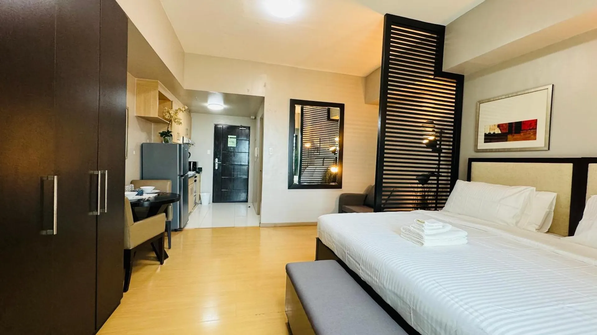 Avant At The Fort By Urban Realty Manila 0*,