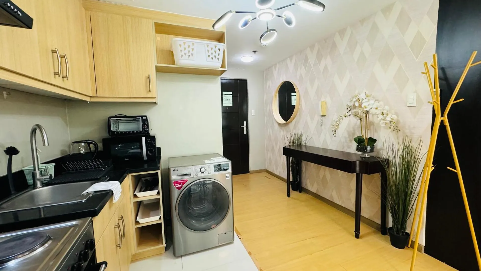 Avant At The Fort By Urban Realty Manila